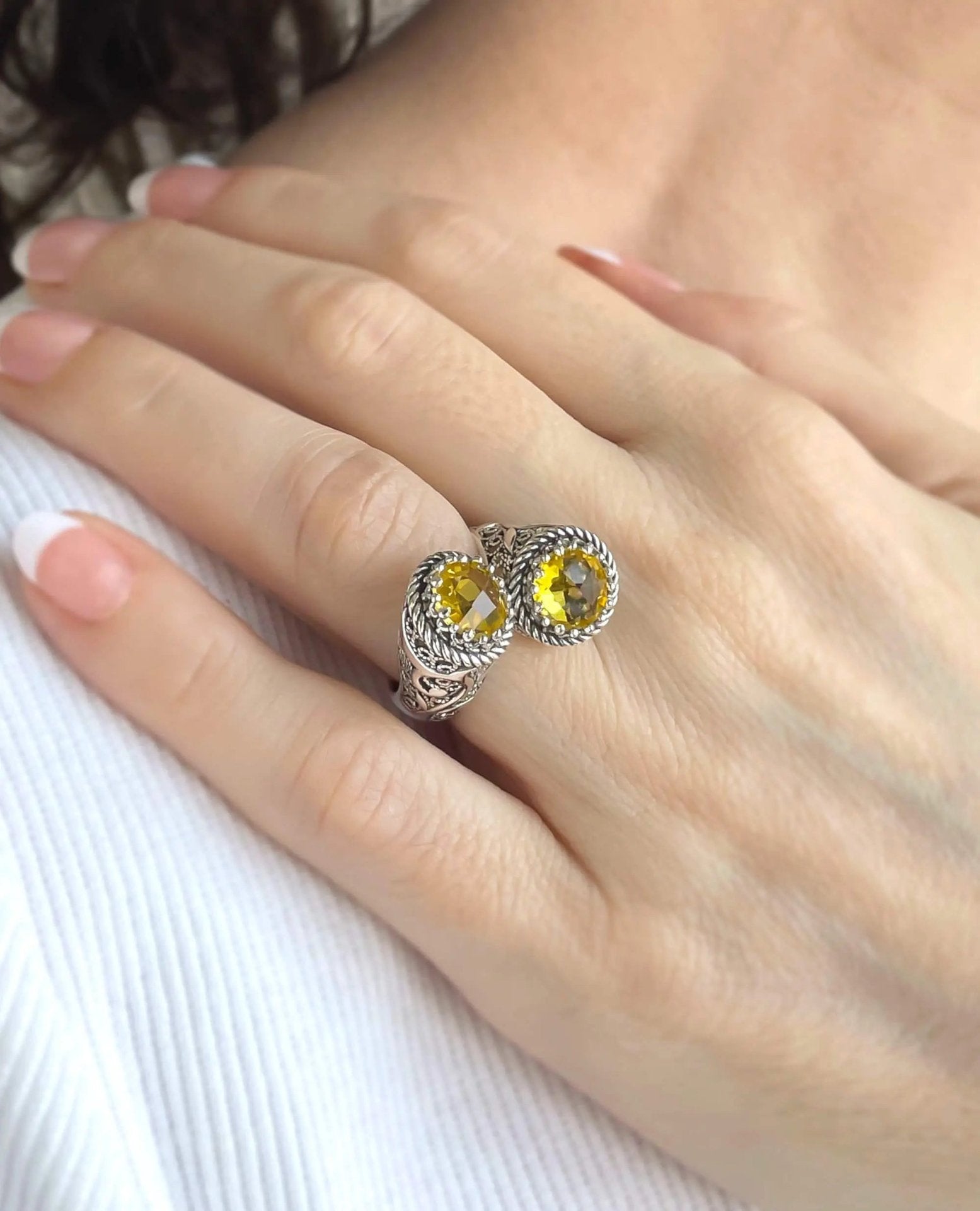 925 Sterling Silver Women's Bypass Ring with Citrine Gemstone - Perfect for Any Occasion - Drakoi Marketplace