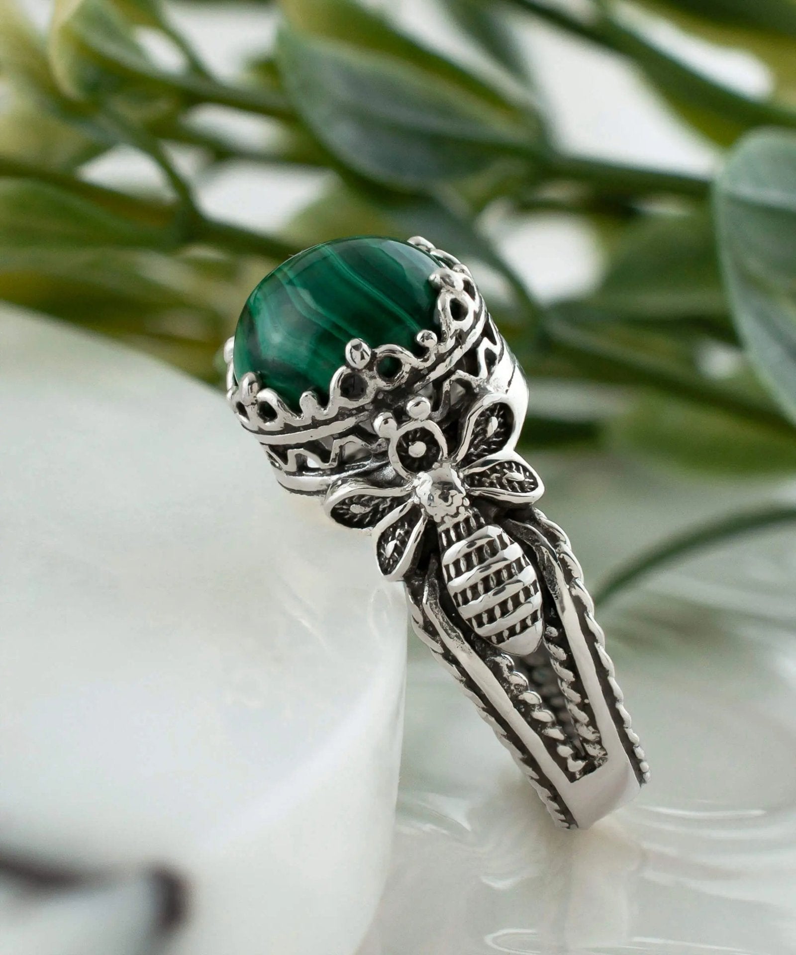 Bee Detailed Malachite Gemstone Filigree Art Women Silver Cocktail Ring - Drakoi Marketplace