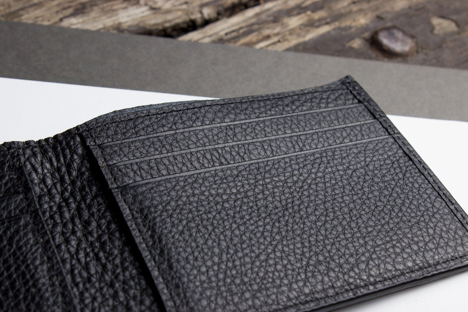 Classic Leather Wallet - Drakoi Marketplace