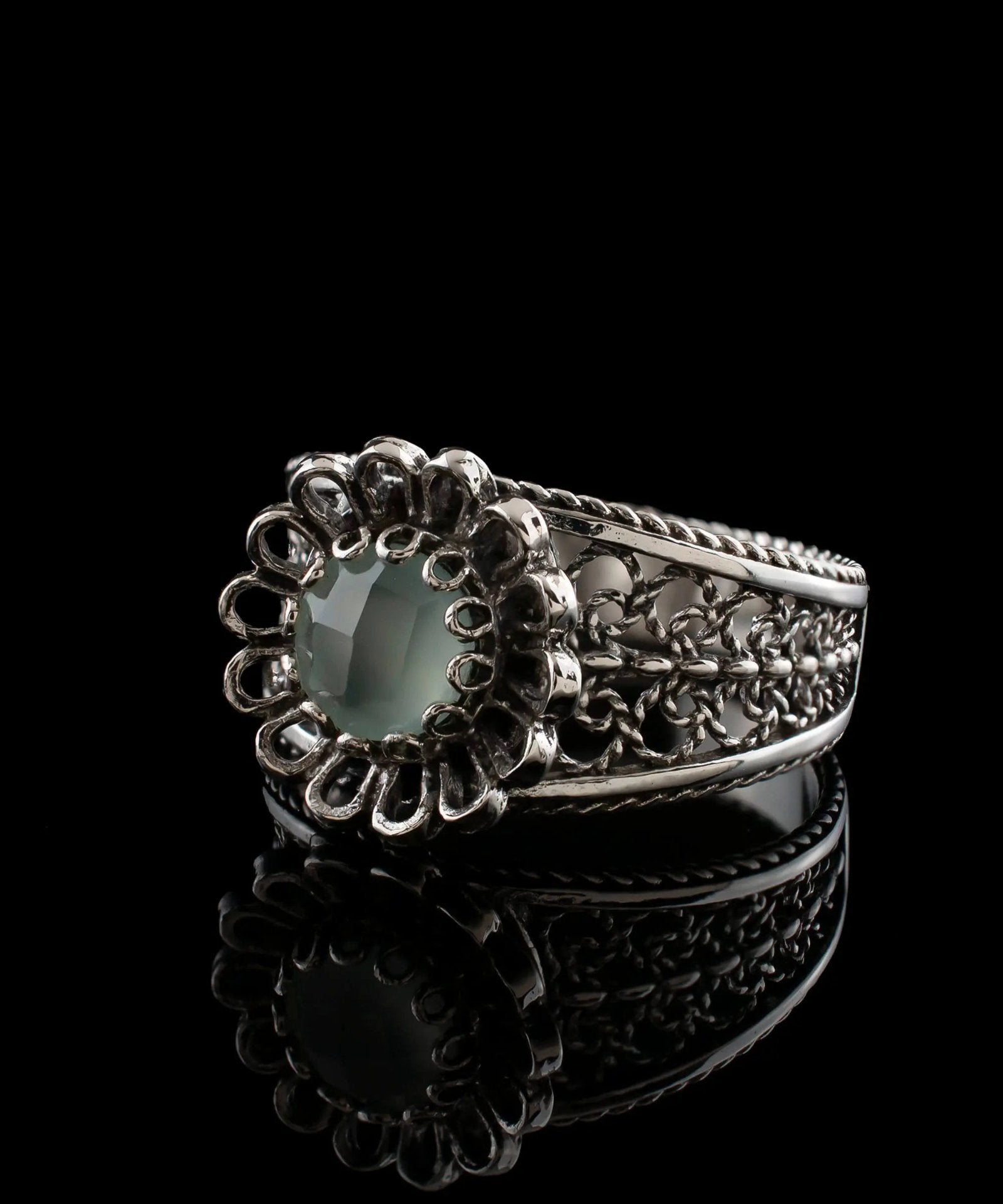 Daisy Figured Aqua Chalcedony Gemstone Filigree Art Women Silver Cocktail Ring - Drakoi Marketplace