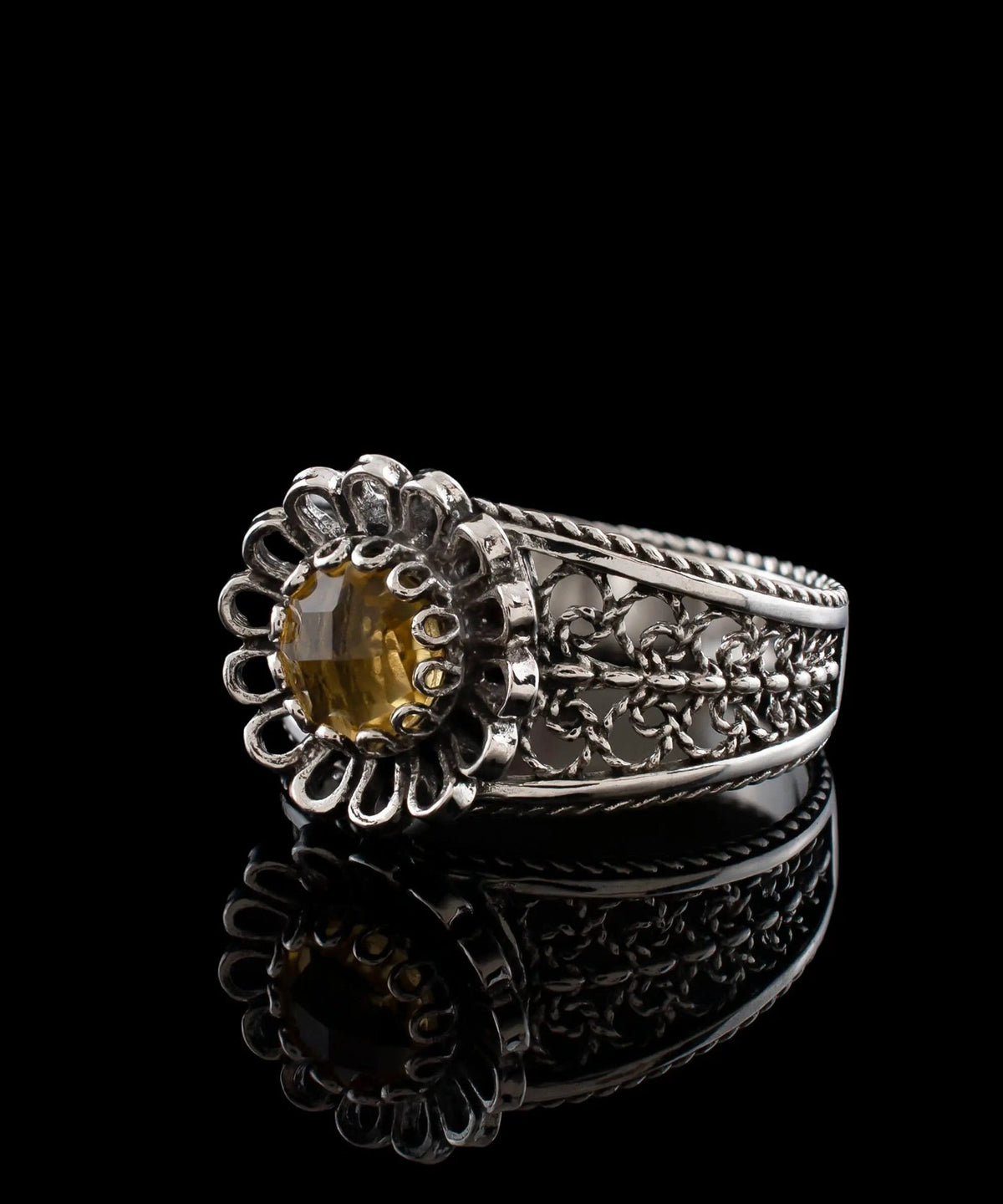 Daisy Figured Citrine Gemstone Filigree Art Women Silver Cocktail Ring - Drakoi Marketplace