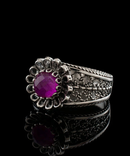 Daisy Figured Ruby Corundum Gemstone Filigree Art Women Silver Cocktail Ring - Drakoi Marketplace