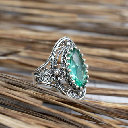 Emerald Gemstone Sterling Silver Women Statement Ring with Daisy Figures - Drakoi Marketplace