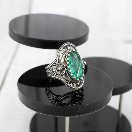 Emerald Gemstone Sterling Silver Women Statement Ring with Daisy Figures - Drakoi Marketplace