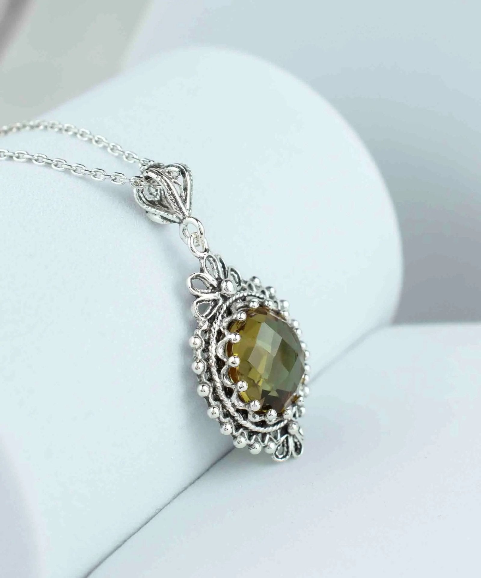 Filigree Art Alexandrite Gemstone Women Silver Boho Pendant Necklace - Drakoi Marketplace