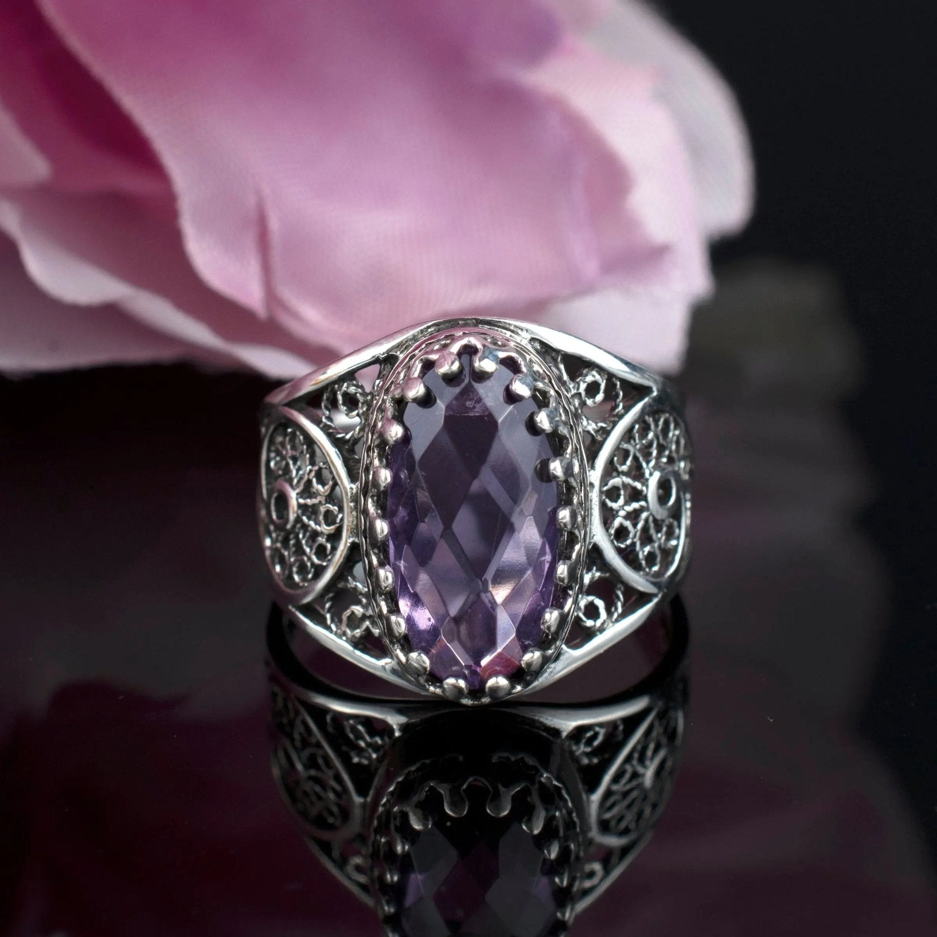 Filigree Art Amethyst Gemstone Women Oval Silver Cocktail Ring - Drakoi Marketplace