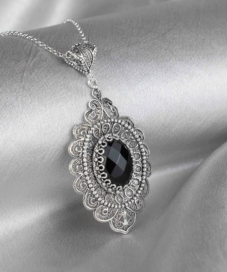 Filigree Art Black Onyx Gemstone Floral Figured Women Silver Oval Pendant Necklace - Drakoi Marketplace