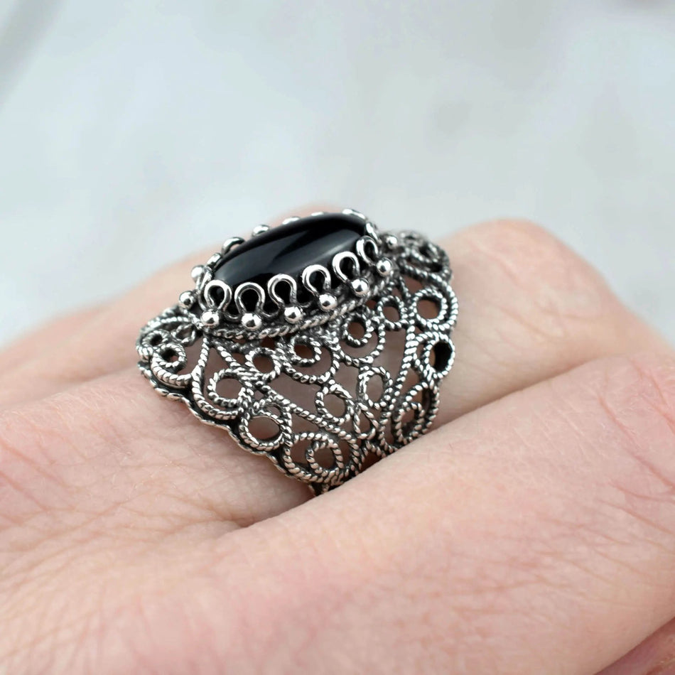 Filigree Art Black Onyx Gemstone Lace Detailed Women Silver Statement Ring - Drakoi Marketplace