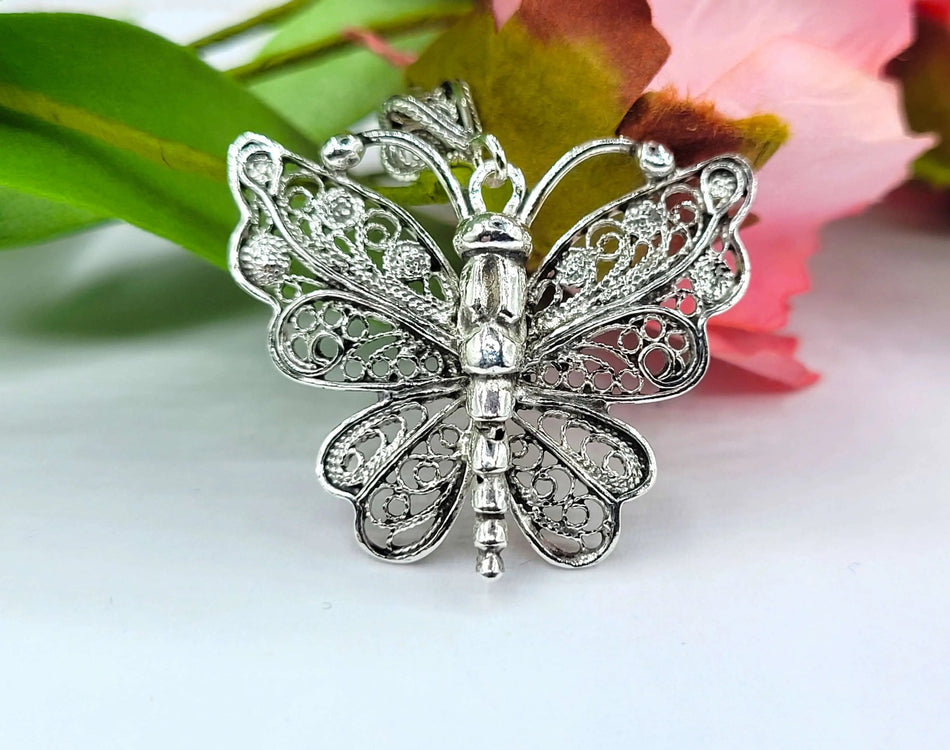 Filigree Art Butterfly Design Women Silver Pendant Necklace - Drakoi Marketplace