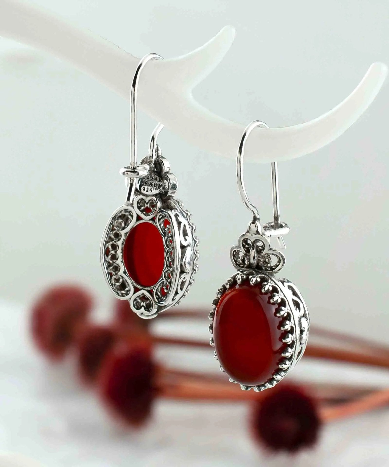 Filigree Art Carnelian Gemstone Heart Detailed Women Silver Oval Drop Earrings - Drakoi Marketplace