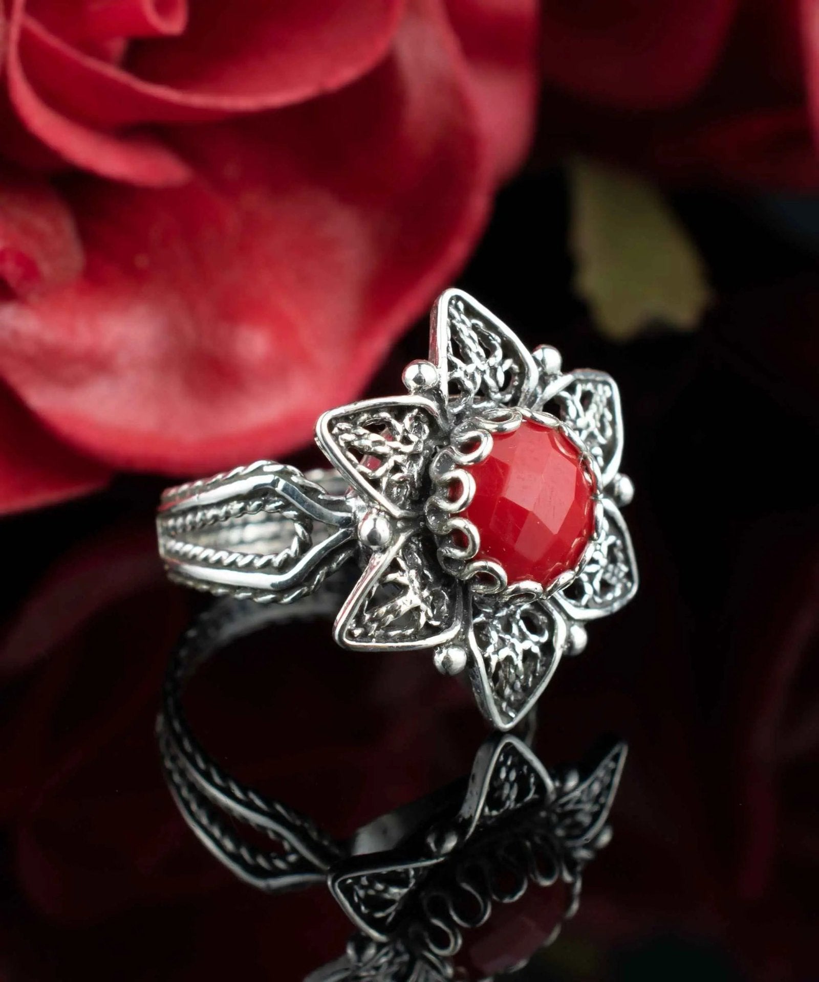 Filigree Art Coral Gemstone Daisy Flower Women Silver Cocktail Ring - Drakoi Marketplace