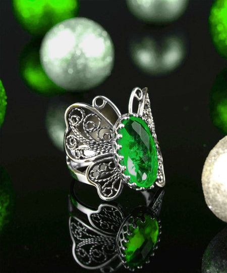 Filigree Art Emerald Gemstone Butterfly Design Women Silver Cocktail Ring - Drakoi Marketplace