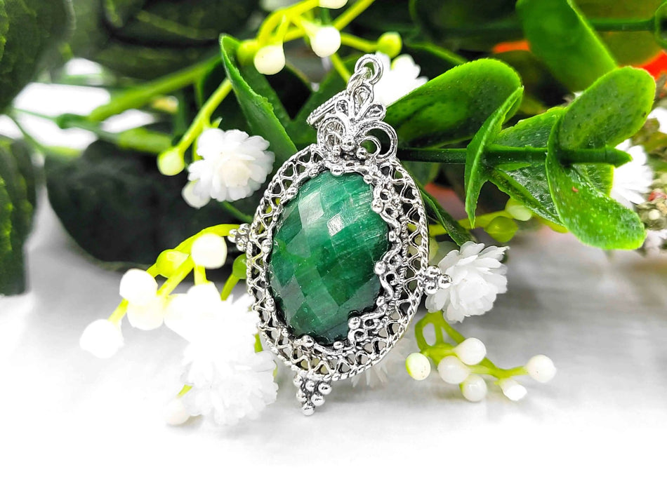 Filigree Art Emerald Gemstone Women Silver Oval Pendant Necklace - Drakoi Marketplace