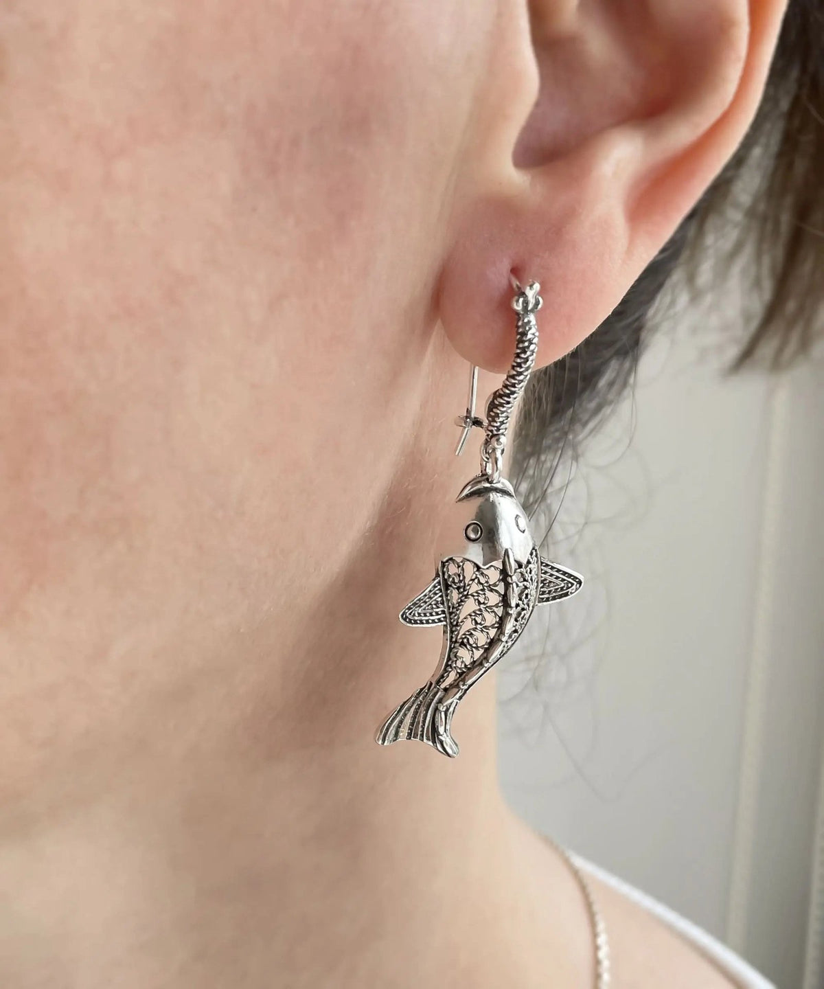 Filigree Art Fish Design Women Silver Dangle Drop Earrings - Drakoi Marketplace