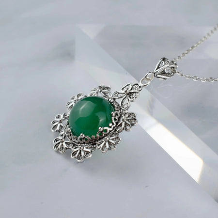 Filigree Art Green Agate Gemstone Floral Design Women Silver Pendant Necklace - Drakoi Marketplace