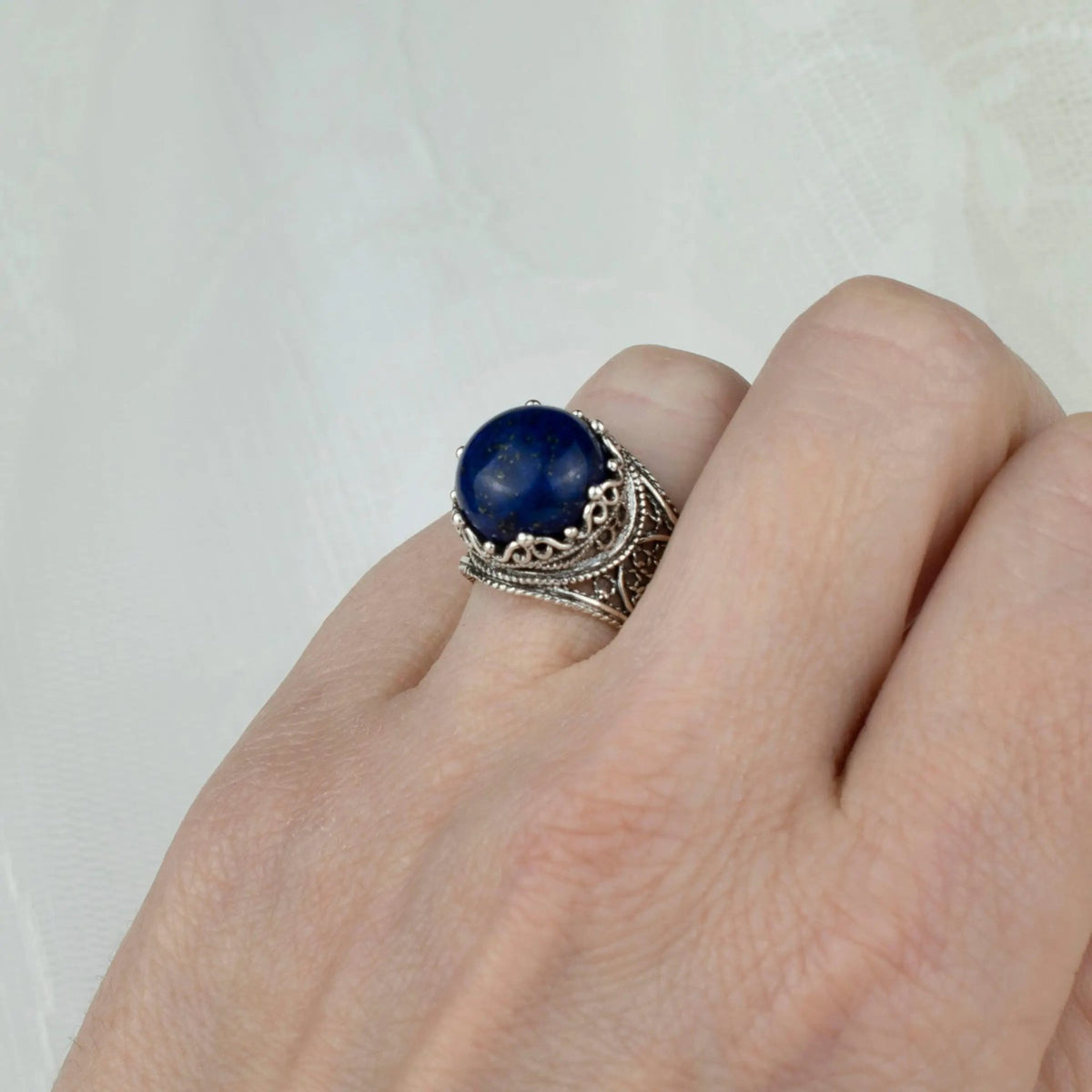 Filigree Art Lapis Lazuli Gemstone Crown Design Women Silver Cocktail Ring - Drakoi Marketplace