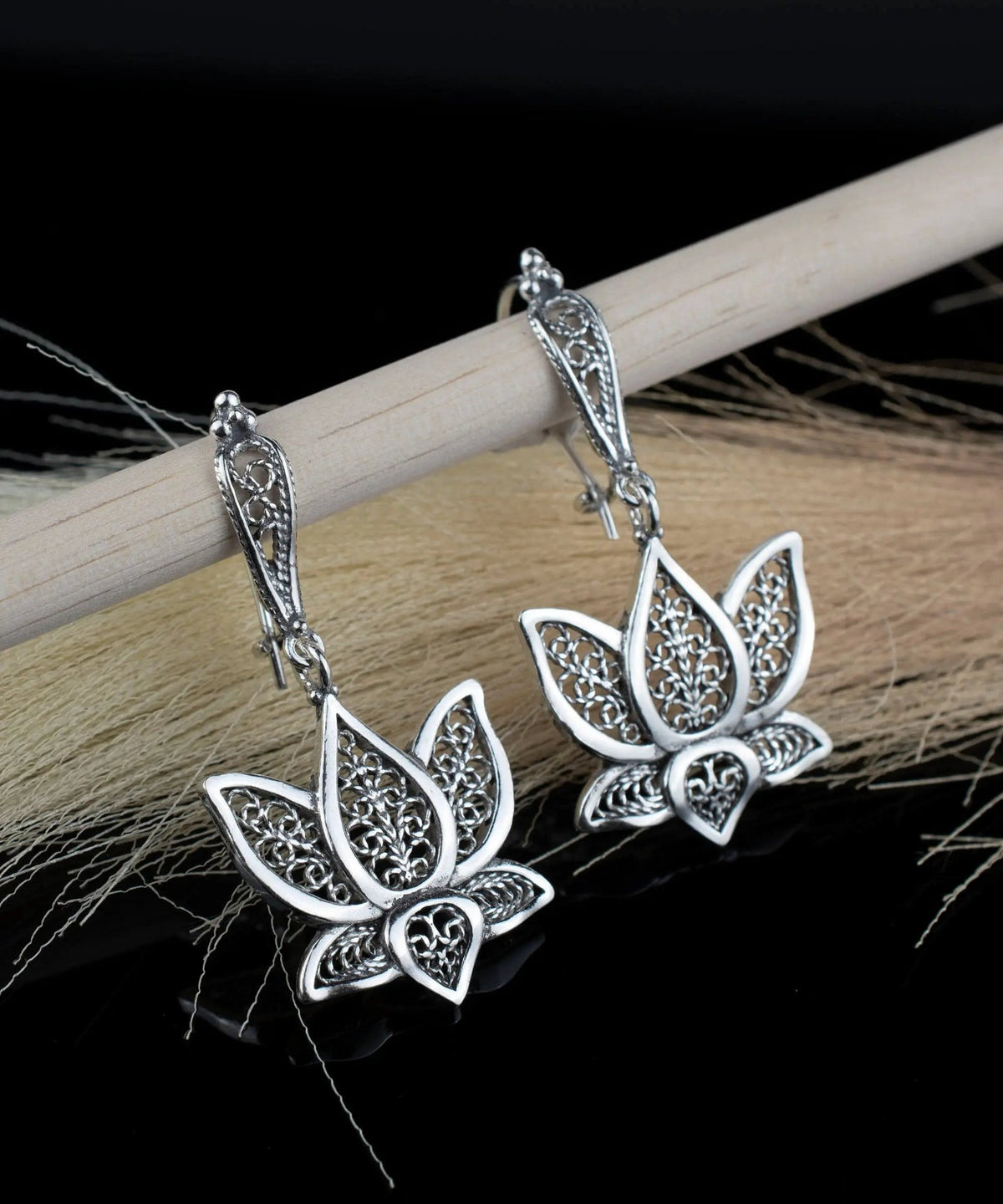 Filigree Art Lotus Flower Women Silver Dangle Drop Earrings - Drakoi Marketplace