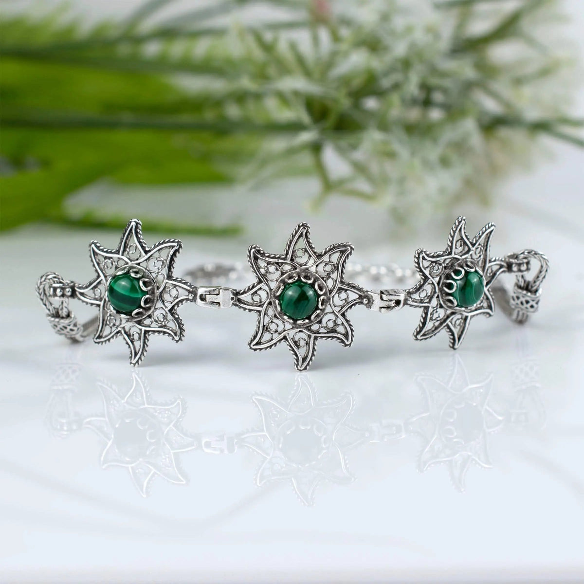 Filigree Art Malachite Gemstone Star Figured Women Silver Link Bracelet - Drakoi Marketplace