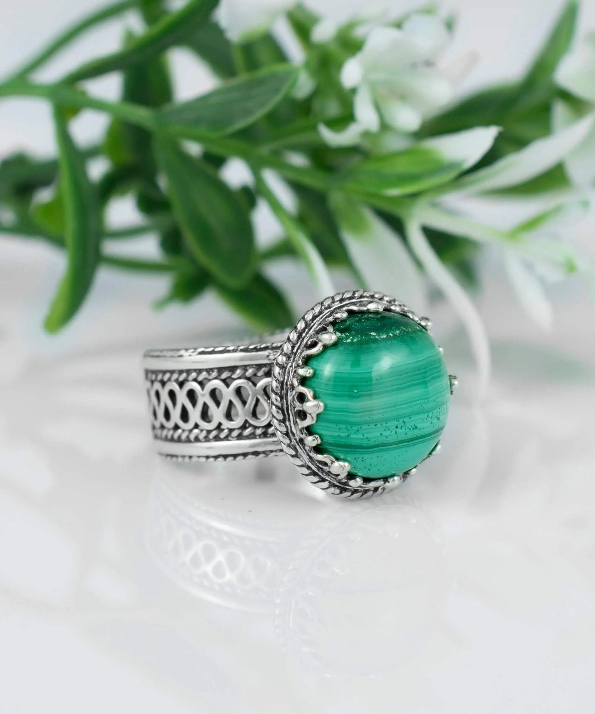 Filigree Art Malachite Gemstone Women Silver Cocktail Ring - Drakoi Marketplace