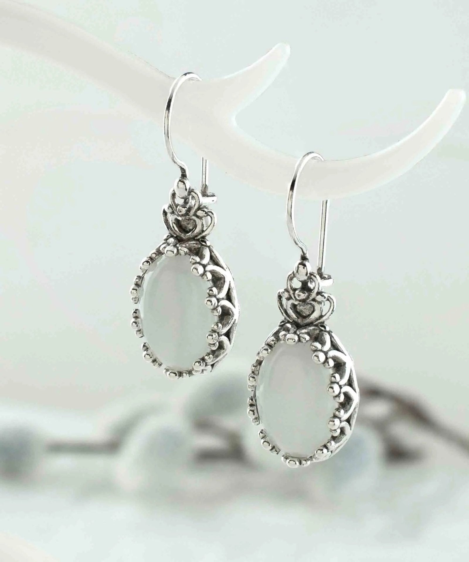 Filigree Art Mother of Pearl Gemstone Crown Figured Women Silver Oval Drop Earrings - Drakoi Marketplace