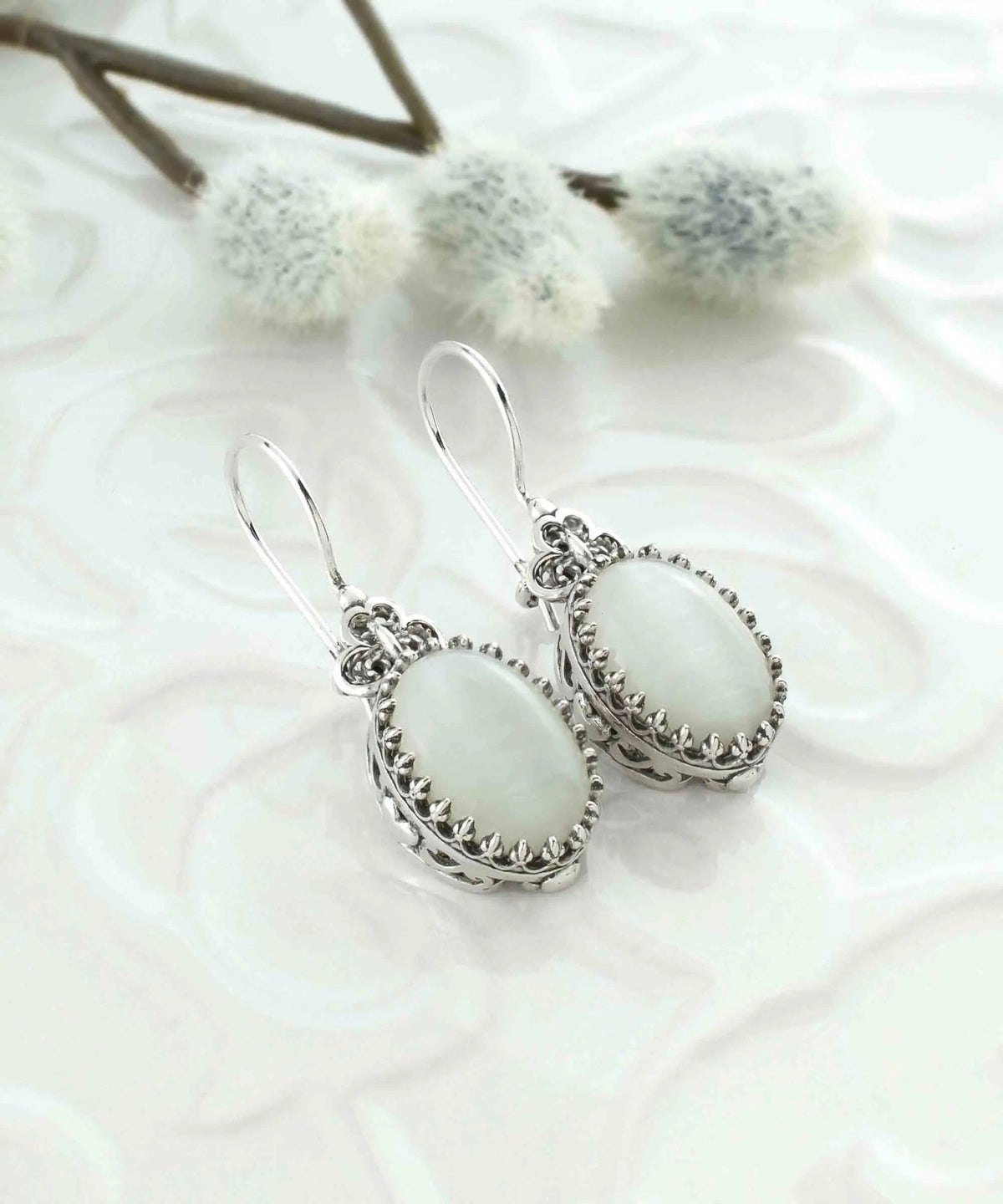 Filigree Art Mother of Pearl Gemstone Heart Detailed Women Silver Oval Drop Earrings - Drakoi Marketplace