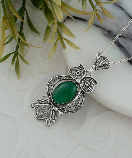 Filigree Art Owl Figured Green Agate Gemstone Women Silver Pendant Necklace - Drakoi Marketplace