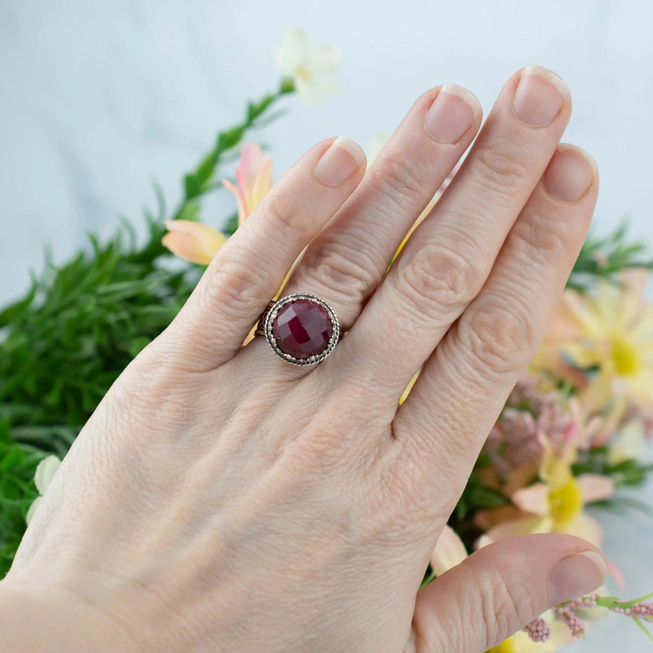 Filigree Art Ruby Corundum Gemstone Women Silver Cocktail Ring - Drakoi Marketplace