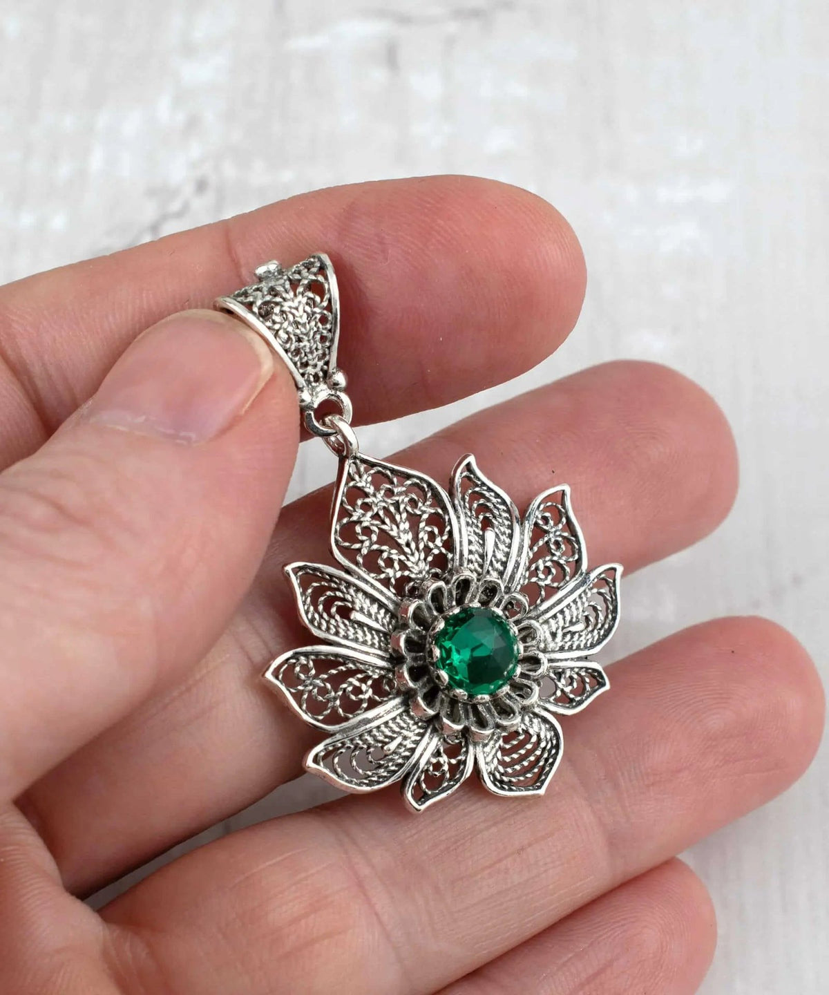 Filigree Art Silver Lotus Flower Emerald Gemstone Women Pendant Necklace - Drakoi Marketplace