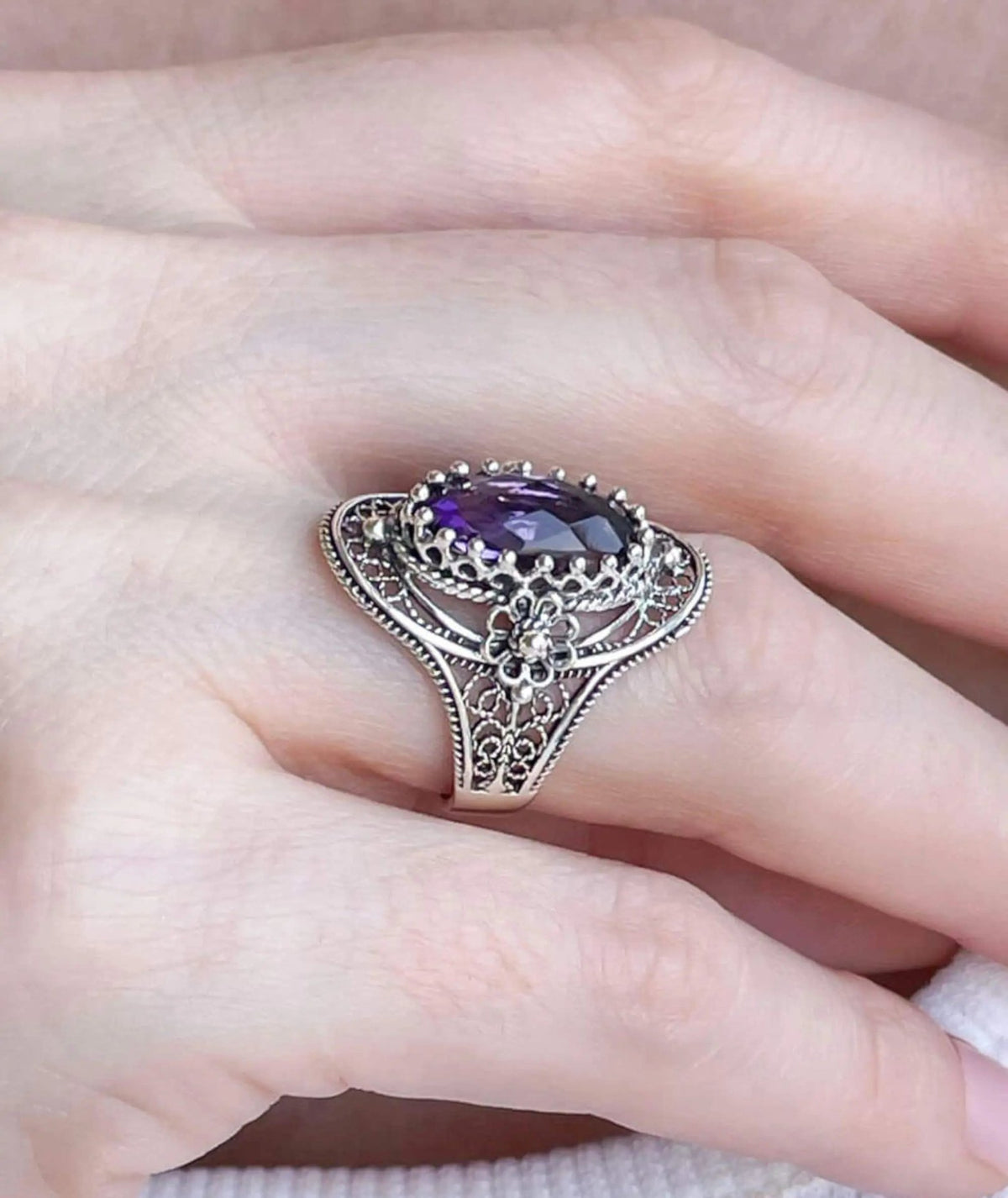 Filigree Art Sterling Silver Women Oval Statement Ring with February Birthstone Amethyst Gemstone - Drakoi Marketplace