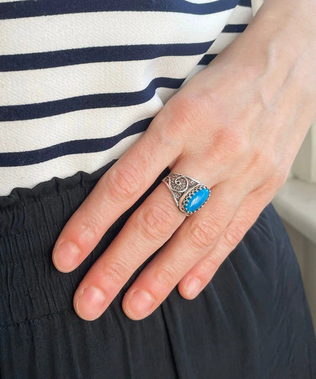 Filigree Art Turquoise Gemstone Women Oval Silver Cocktail Ring - Drakoi Marketplace