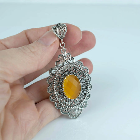 Filigree Art Yellow Agate Gemstone Floral Figured Women Silver Oval Pendant Necklace - Drakoi Marketplace