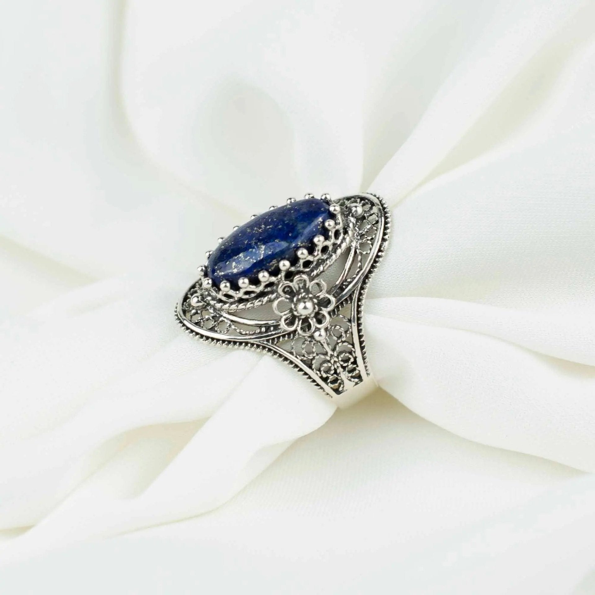 Filigree Silver Daisy Figured Lapis Gemstone Woman Statement Ring - Drakoi Marketplace