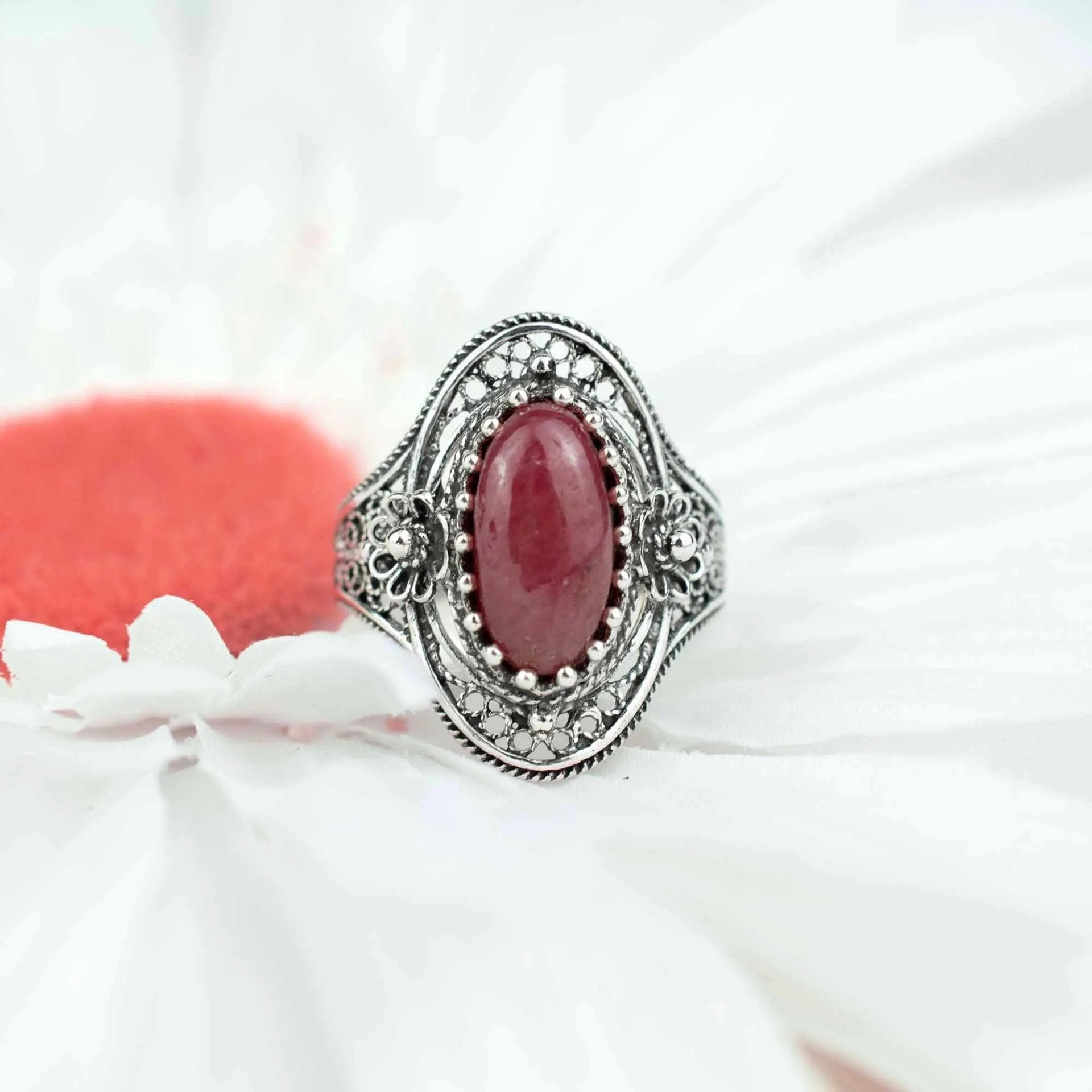 Filigree Silver Daisy Figured Rhodonite Gemstone Woman Statement Ring - Drakoi Marketplace