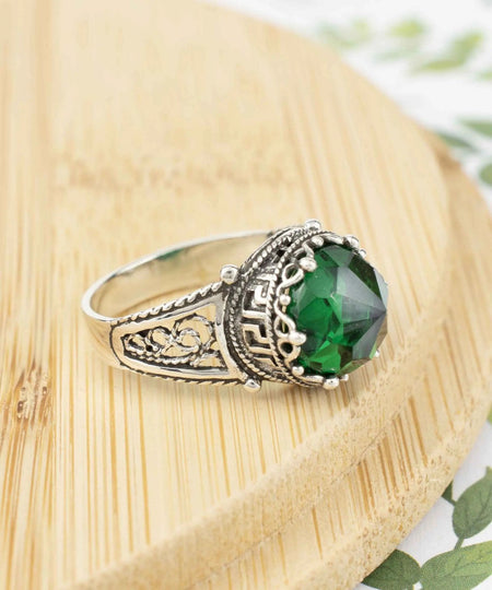 Greek Key Pattern Filigree Art Peridot Gemstone Women Silver Cocktail Ring - Drakoi Marketplace