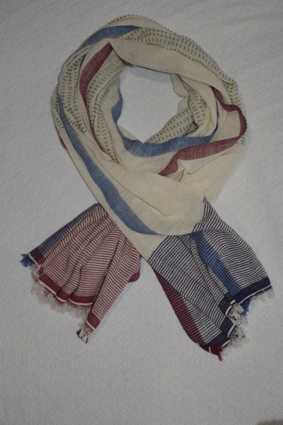 Hand woven cotton scarves - Drakoi Marketplace