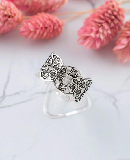 Luck and Elegance: Filigree Art Sterling Silver Women Four Clover Band Ring - Drakoi Marketplace