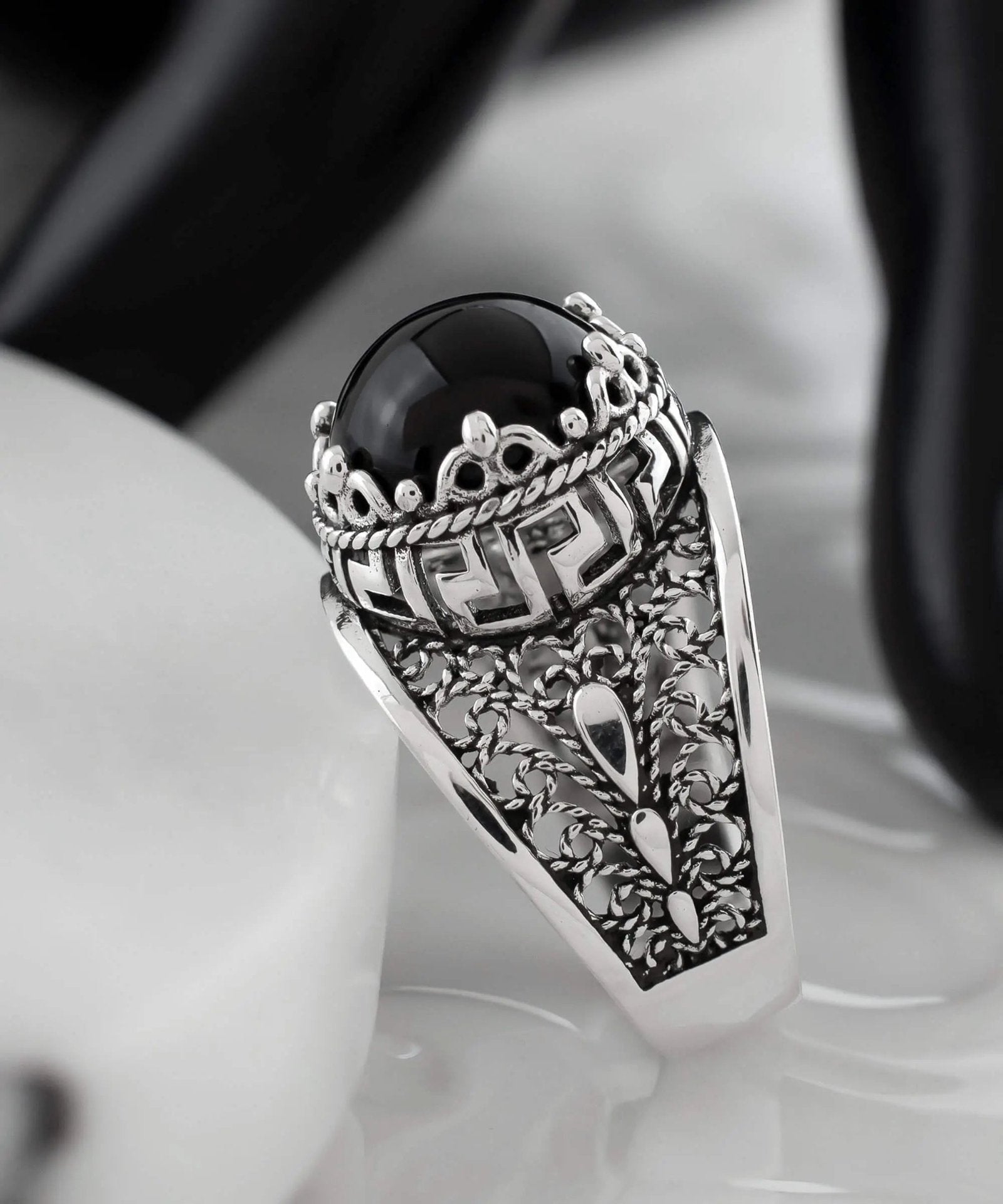 Meander Pattern Filigree Art Black Onyx Gemstone Women Silver Cocktail Ring - Drakoi Marketplace