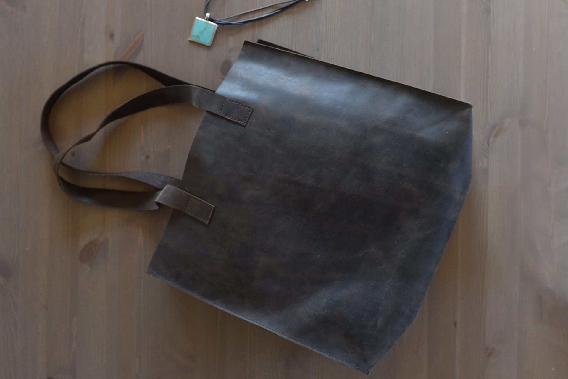 Raw Edge Tote - Drakoi Marketplace