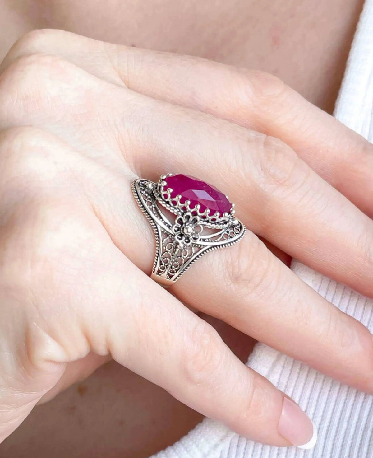 Ruby Corundum Gemstone Sterling Silver Women Statement Ring with Daisy Figures - Drakoi Marketplace