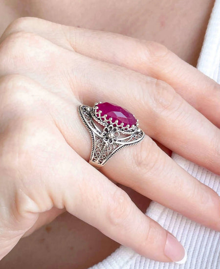 Ruby Corundum Gemstone Sterling Silver Women Statement Ring with Daisy Figures - Drakoi Marketplace