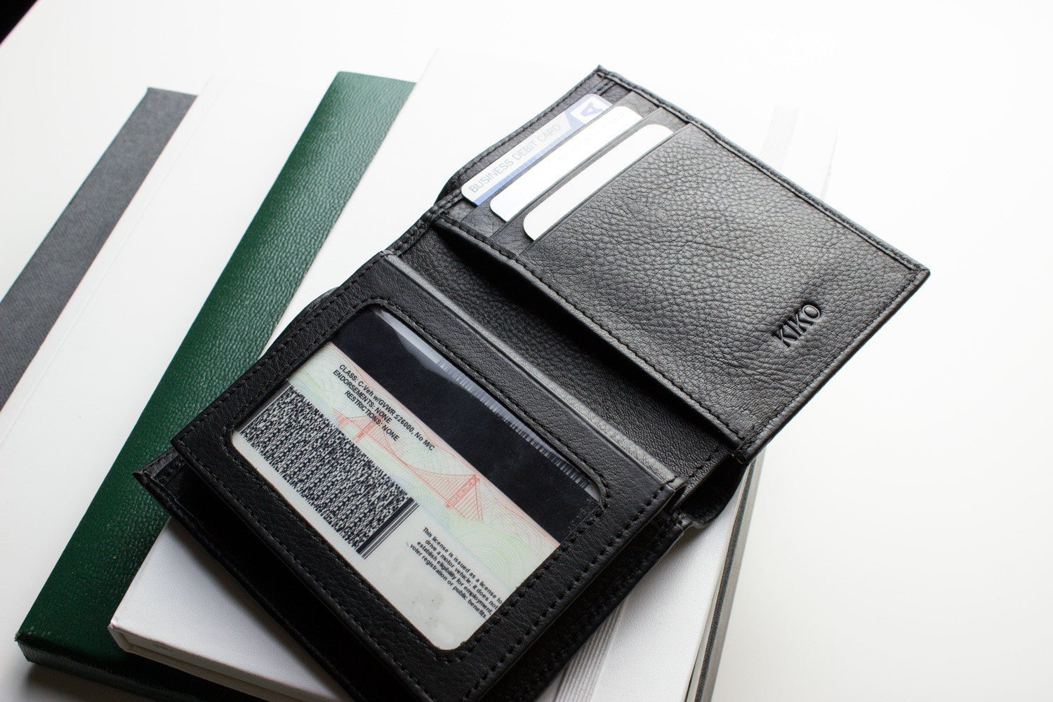 Slimfold Passcase Wallet - Drakoi Marketplace