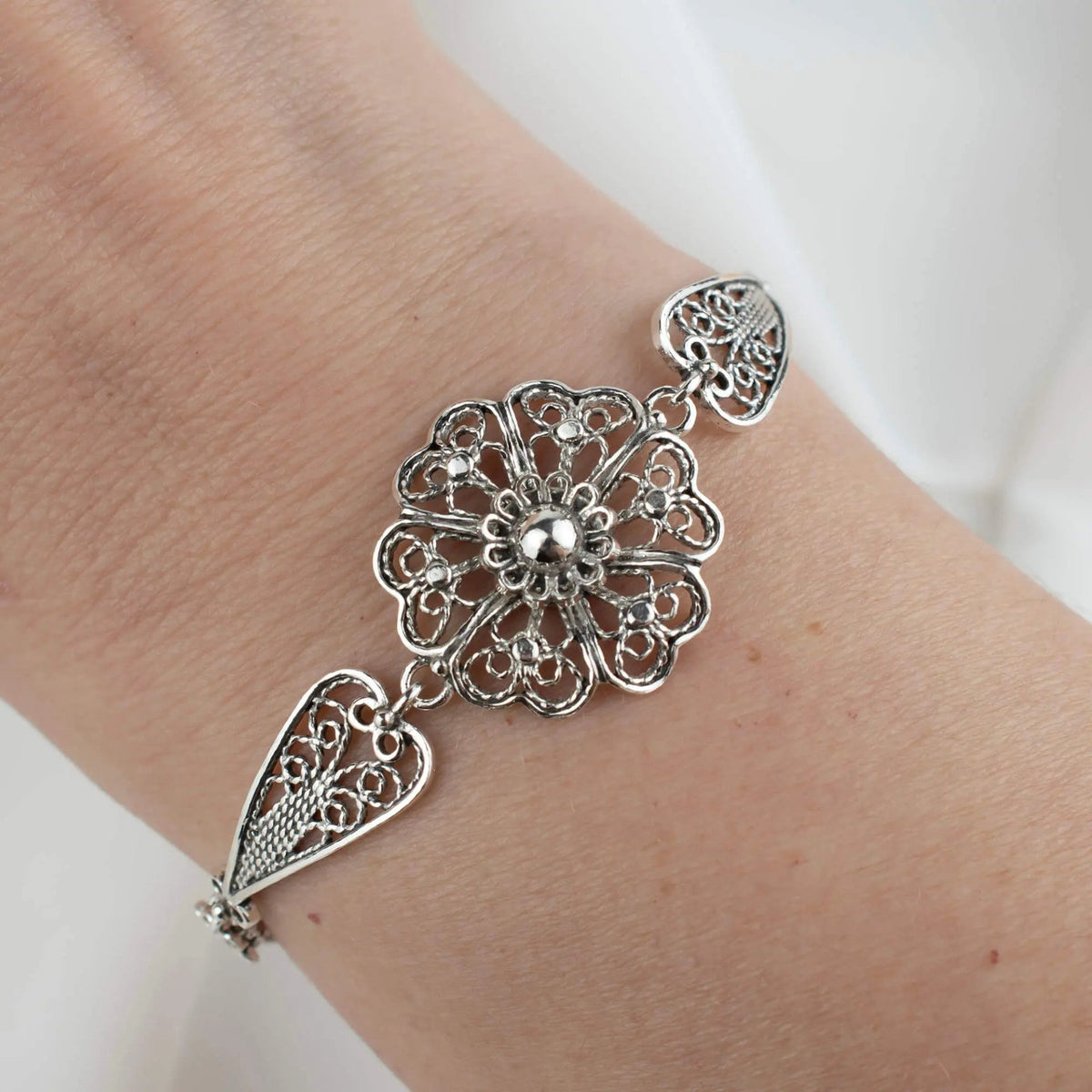 Sterling Silver Filigree Art Clover Flower Design Woman Link Bracelet - Drakoi Marketplace