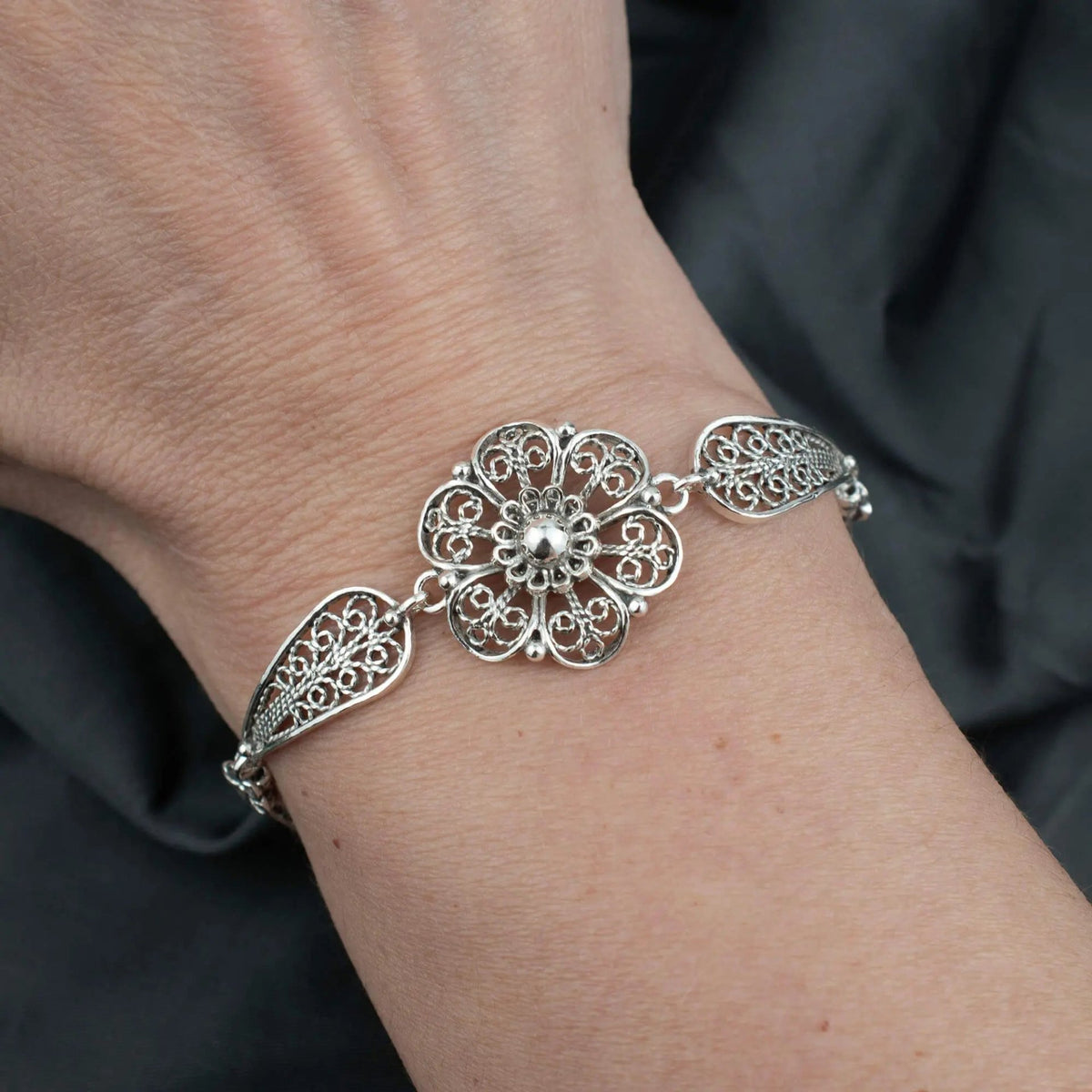 Sterling Silver Filigree Art Daisy Flower Design Woman Link Bracelet - Drakoi Marketplace