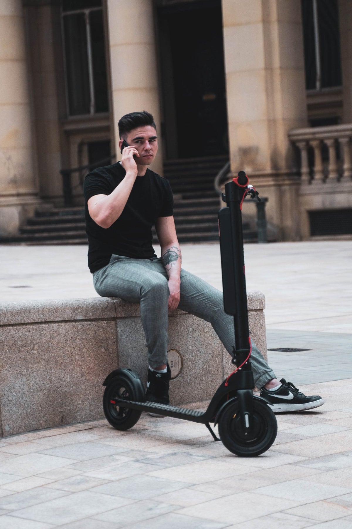 The Official Cruzaa Commuta E-Scooter 45km Range - 25kmh Top Speed - ships from UK - Drakoi Marketplace