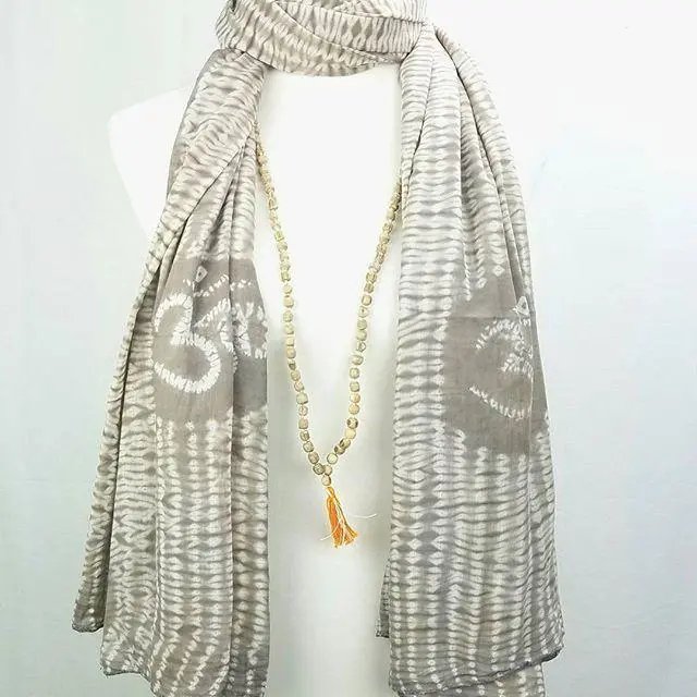 Tulsi OM prayer shawl - Drakoi Marketplace