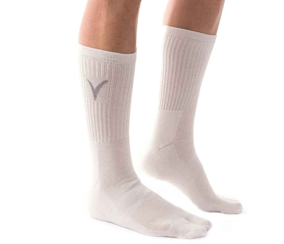 V-Toe Athletic Flip-Flop Tabi Big Toe Crew Socks - Bleach White - Drakoi Marketplace