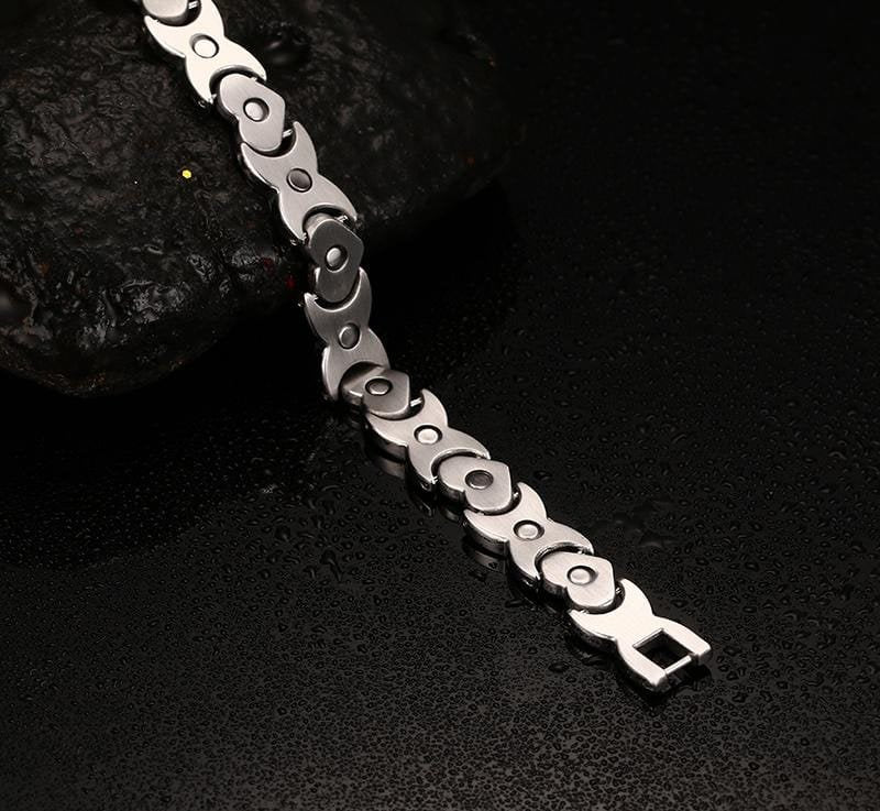 XOXO love Magnetic Bracelet for Women - Drakoi Marketplace